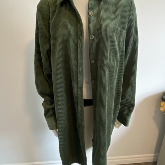 Women's Green Corduroy Long Sleeve Dress - Picture 3 of 10